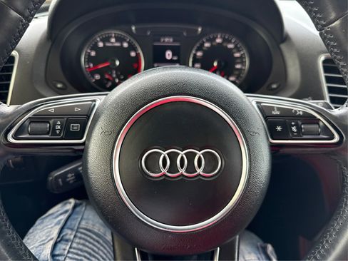 Used 2018 Audi Q3 2.0T Premium Plus image 18