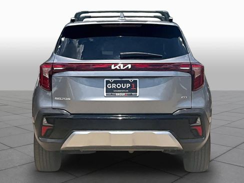 Certified 2025 Kia Seltos SX w/ SX Sunroof Package AWD/4WD image 5