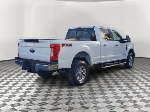 Certified 2019 Ford F250 XLT w/ XLT Premium Package image 6