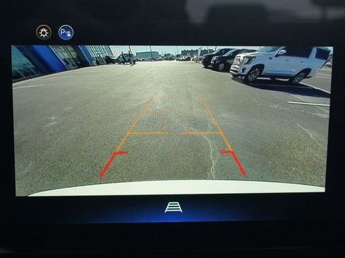 New 2026 Chevrolet Equinox LT w/ Convenience Package II image 3