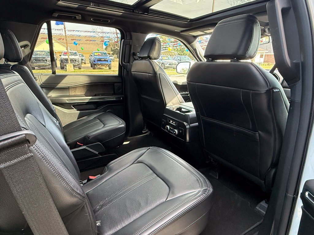 Used 2021 Ford Expedition Limited AWD/4WD image 33