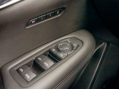 Certified 2025 Cadillac XT6 Luxury image 25