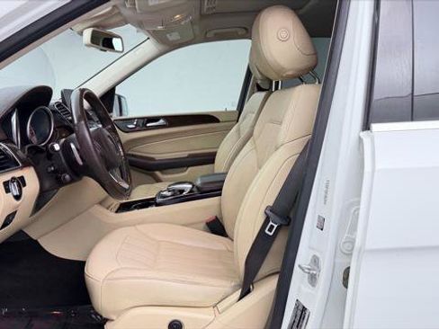 Used 2017 Mercedes-Benz GLS 450 4MATIC image 16
