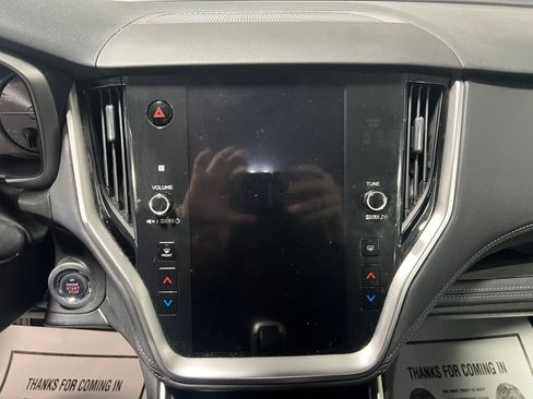 Used 2023 Subaru Outback Limited image 8