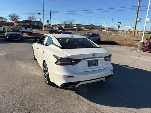 Used 2023 Nissan Maxima SV w/ Floor Mat Group image 5