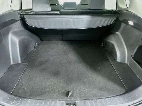 Used 2025 Toyota RAV4 XLE FWD image 30