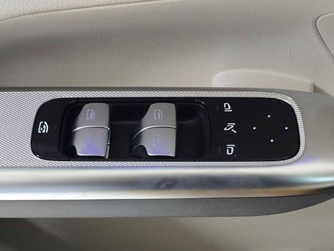 New 2026 Mercedes-Benz GLC 300 4MATIC image 24