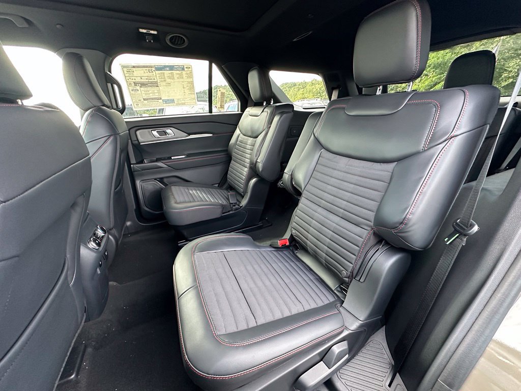 New 2027 Ford Explorer ST-Line w/ Premium Package AWD/4WD image 19