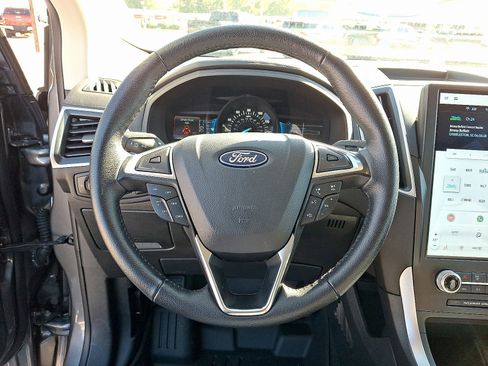 Used 2024 Ford Edge SEL w/ Convenience Package image 19