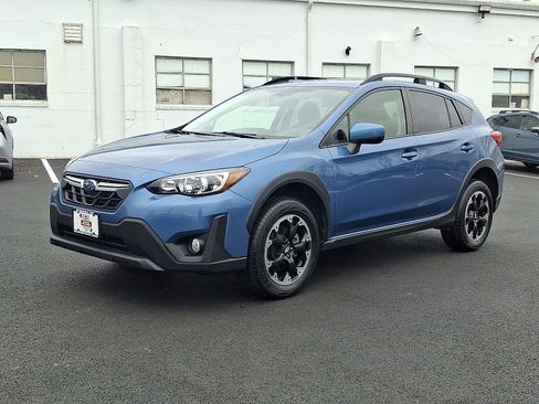 Certified 2021 Subaru Crosstrek 2.0i Premium w/ Popular Package #3 image 3