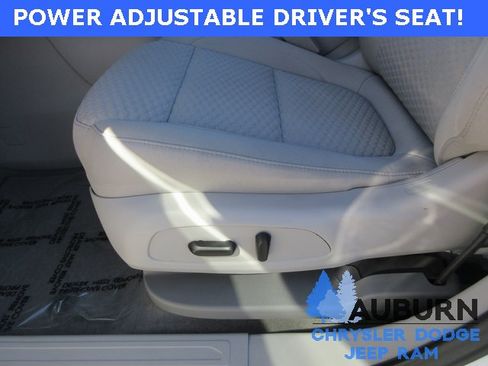 Used 2019 GMC Acadia SLE w/ Driver Alert Package I image 13