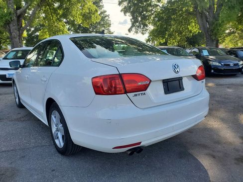 Used 2012 Volkswagen Jetta TDI image 5