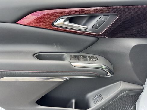 New 2026 Chevrolet Traverse Z71 w/ Driver Confidence Package image 9