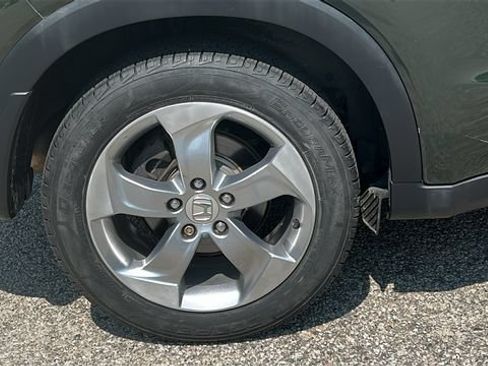 Used 2018 Honda HR-V LX image 17