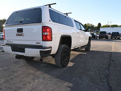 Used 2018 GMC Sierra 2500 SLT w/ All Terrain HD Package AWD/4WD image 14