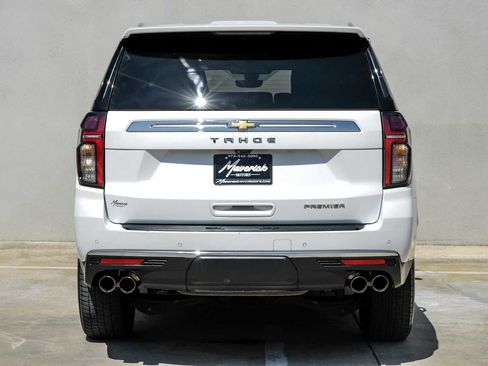 Used 2021 Chevrolet Tahoe Premier w/ Premium Package image 10