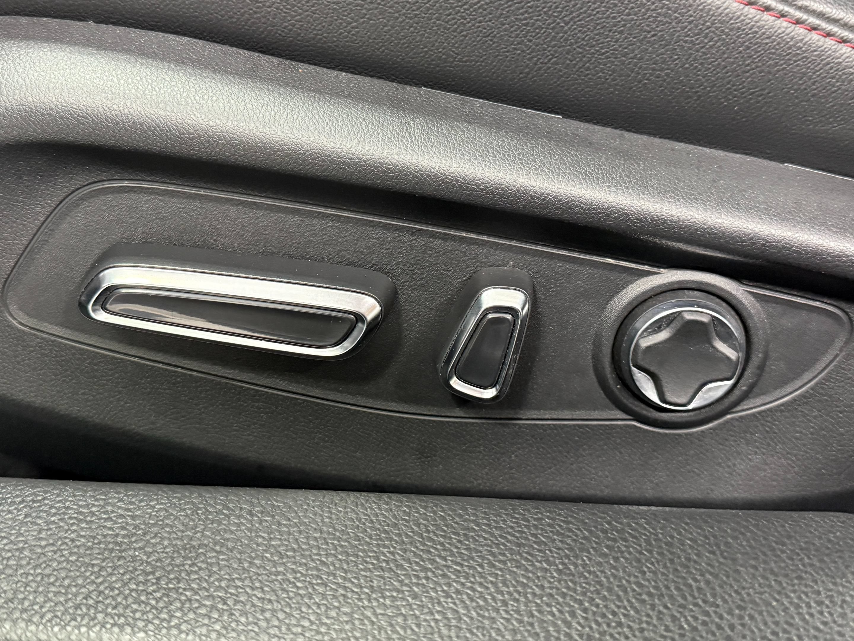 Used 2025 Acura Integra Type S FWD image 35