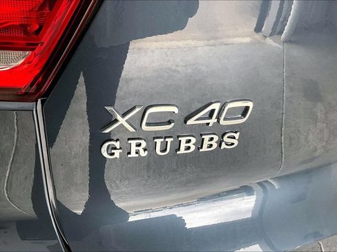 New 2026 Volvo XC40 B5 Ultra w/ Protection Package Premier AWD/4WD image 31