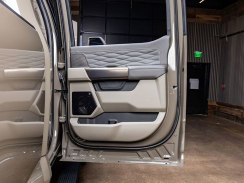 Used 2026 Ford F350 Platinum image 39