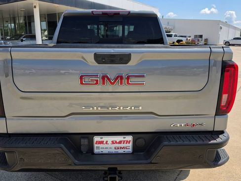 Used 2023 GMC Sierra 1500 AT4X AWD/4WD image 4