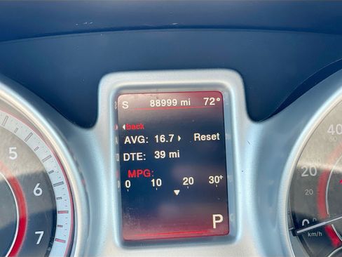 Used 2019 Dodge Journey SE w/ Premium Group FWD image 8