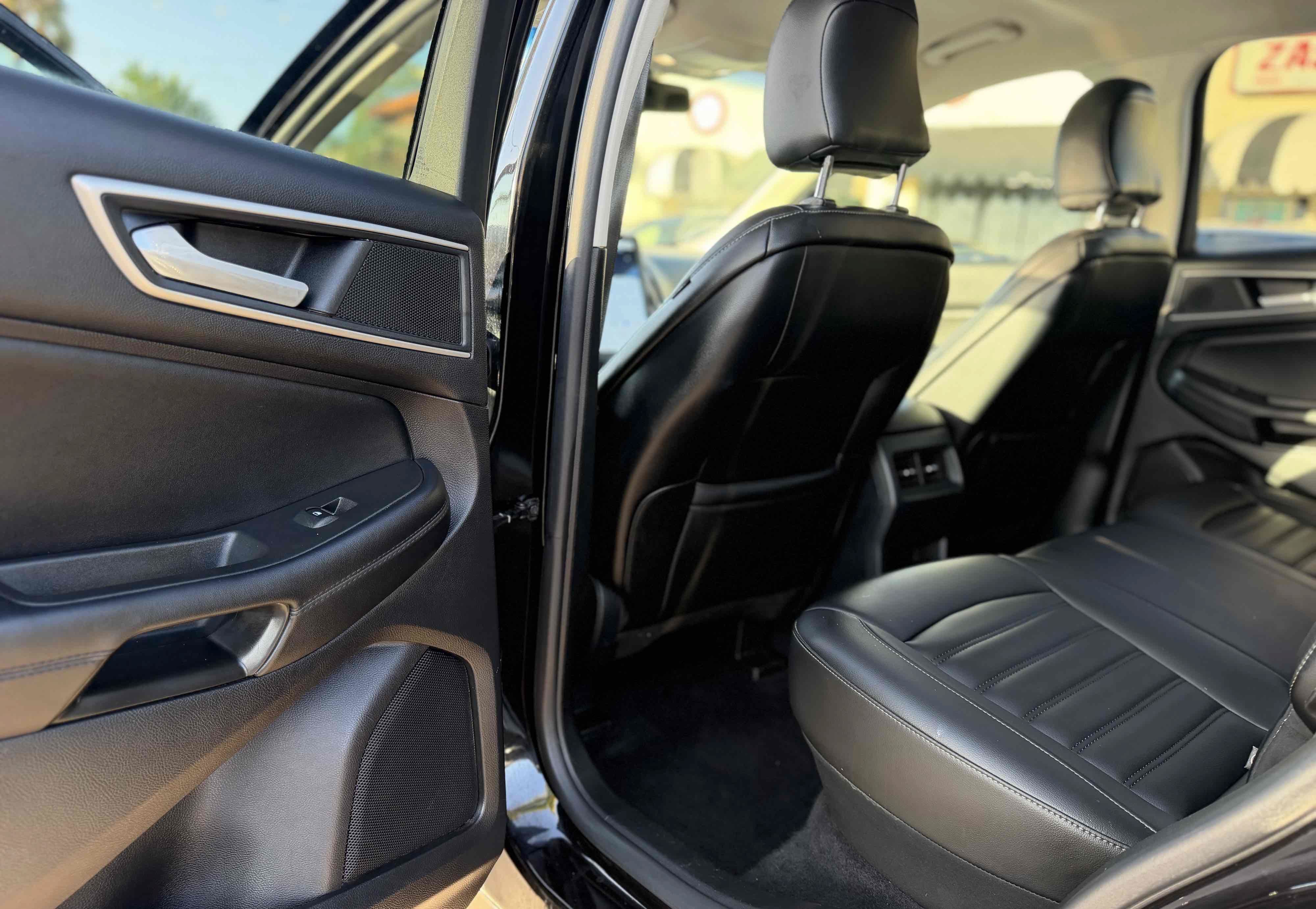 Used 2021 Ford Edge SEL w/ Cargo Accessory Package AWD/4WD image 20