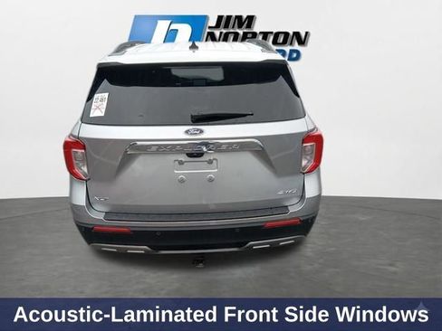 Used 2024 Ford Explorer XLT w/ Equipment Group 202A AWD/4WD image 9