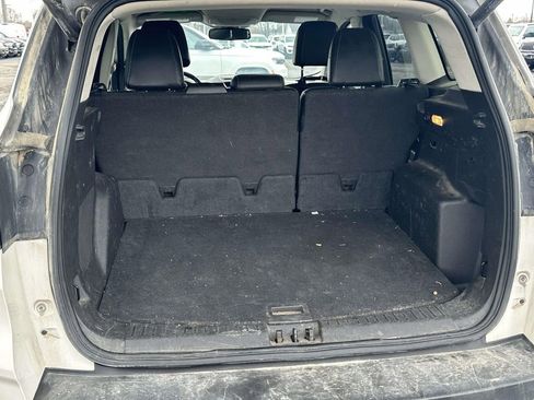 Used 2017 Ford Escape Titanium image 11