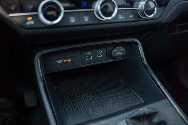 Used 2025 Honda CR-V EX image 24
