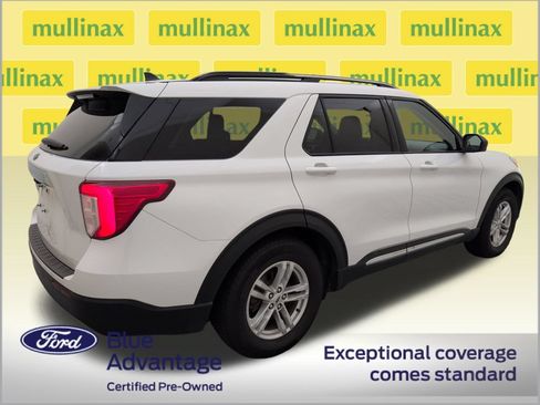 Used 2021 Ford Explorer XLT w/ Equipment Group 202A RWD image 3