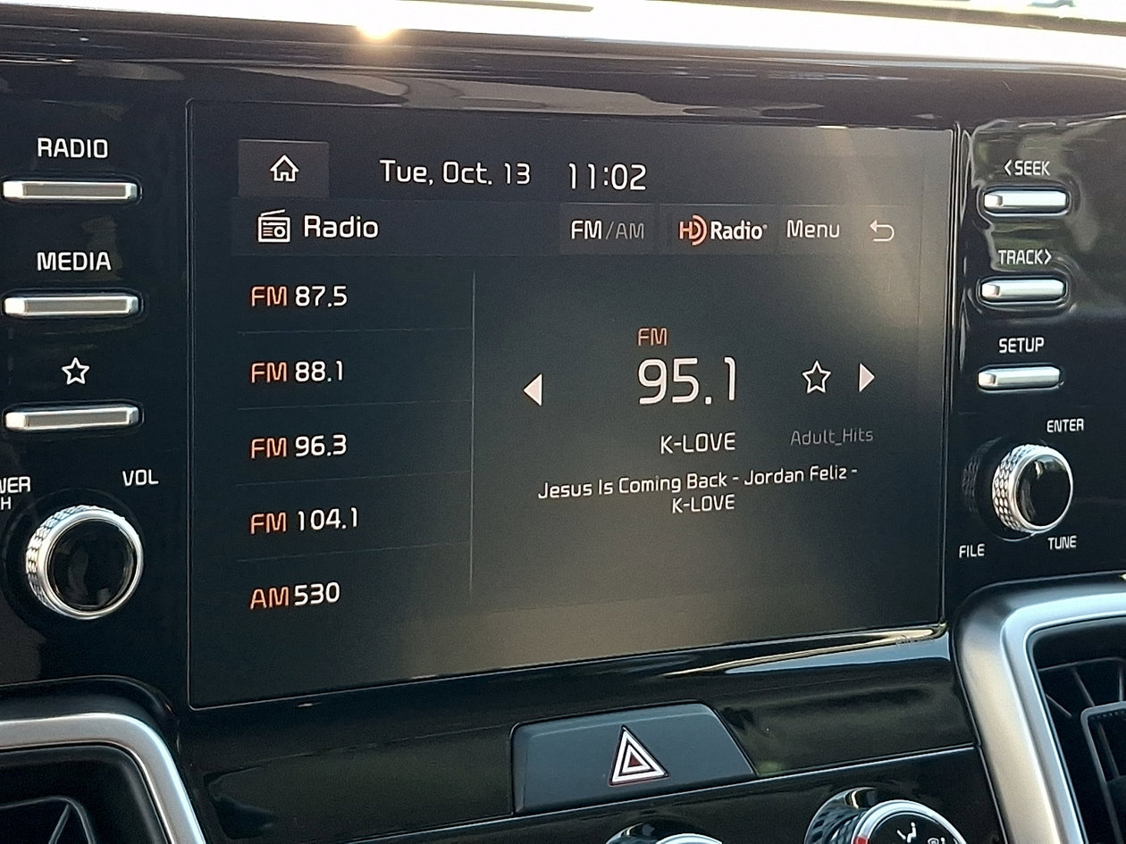 Used 2023 Kia Sorento LX FWD image 16
