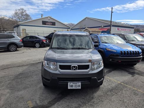 Used 2011 Honda Element EX image 4
