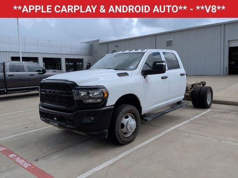Used 2024 RAM 3500 Tradesman w/ Electrical Accessory Group image 3