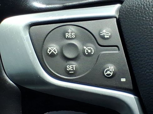 Used 2021 GMC Terrain SLT image 16