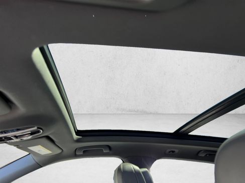 Used 2020 Porsche Cayenne AWD/4WD image 12