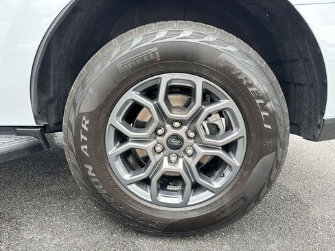 Used 2025 Ford Expedition Active AWD/4WD image 28