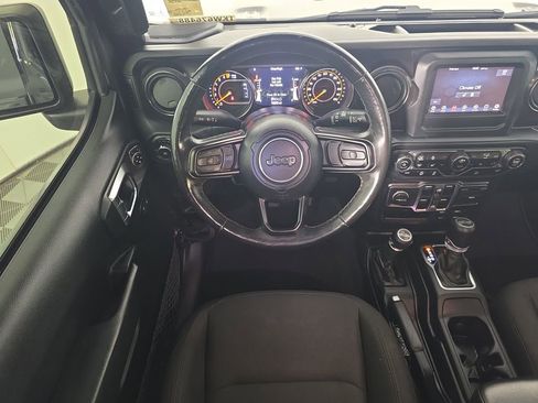 Used 2019 Jeep Wrangler Unlimited Sport AWD/4WD image 13
