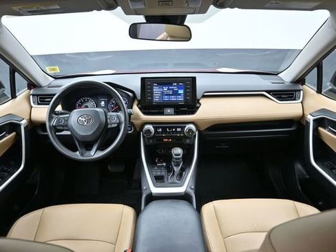 Certified 2022 Toyota RAV4 XLE AWD/4WD image 16