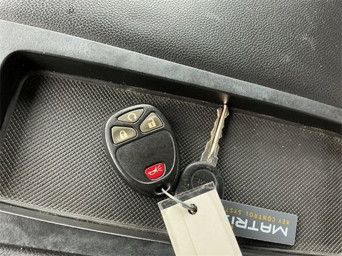 Used 2014 GMC Sierra 3500 SLT w/ SLT Convenience Package image 27