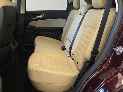 Used 2018 Ford Edge SEL w/ Equipment Group 201A AWD/4WD image 15