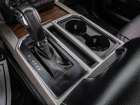 Used 2020 Ford F150 Lariat w/ Equipment Group 502A Luxury image 26