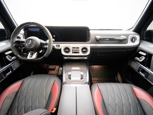 Used 2025 Mercedes-Benz G 63 AMG 4MATIC image 10