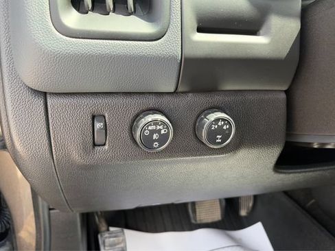 Used 2016 Chevrolet Colorado Z71 AWD/4WD image 17