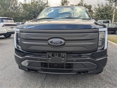 Used 2022 Ford F150 Lightning Pro w/ Tow Technology Package image 7