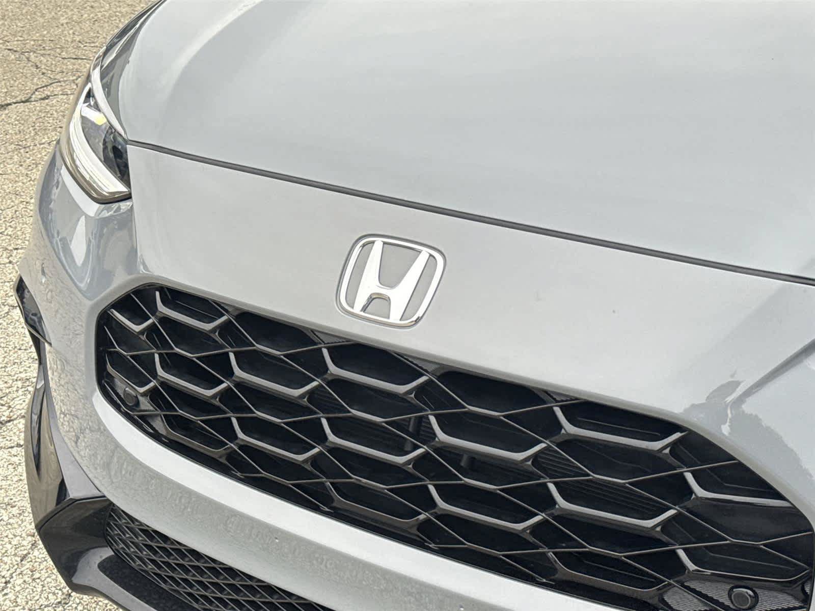 Used 2027 Honda HR-V EX-L image 10