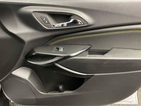 Used 2025 Chevrolet Trax ACTIV FWD image 26