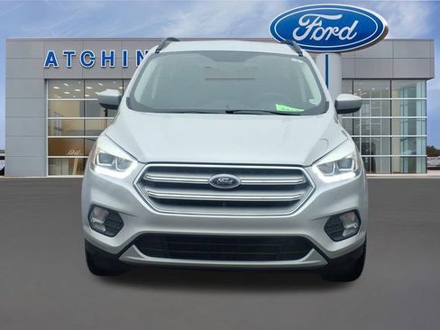 Used 2019 Ford Escape SEL image 2