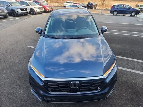 Used 2024 Honda CR-V EX image 8