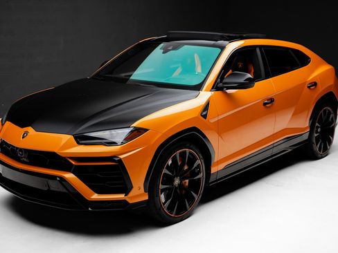 Used 2021 Lamborghini Urus AWD/4WD image 5