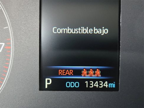 Used 2023 Toyota Corolla LE image 27